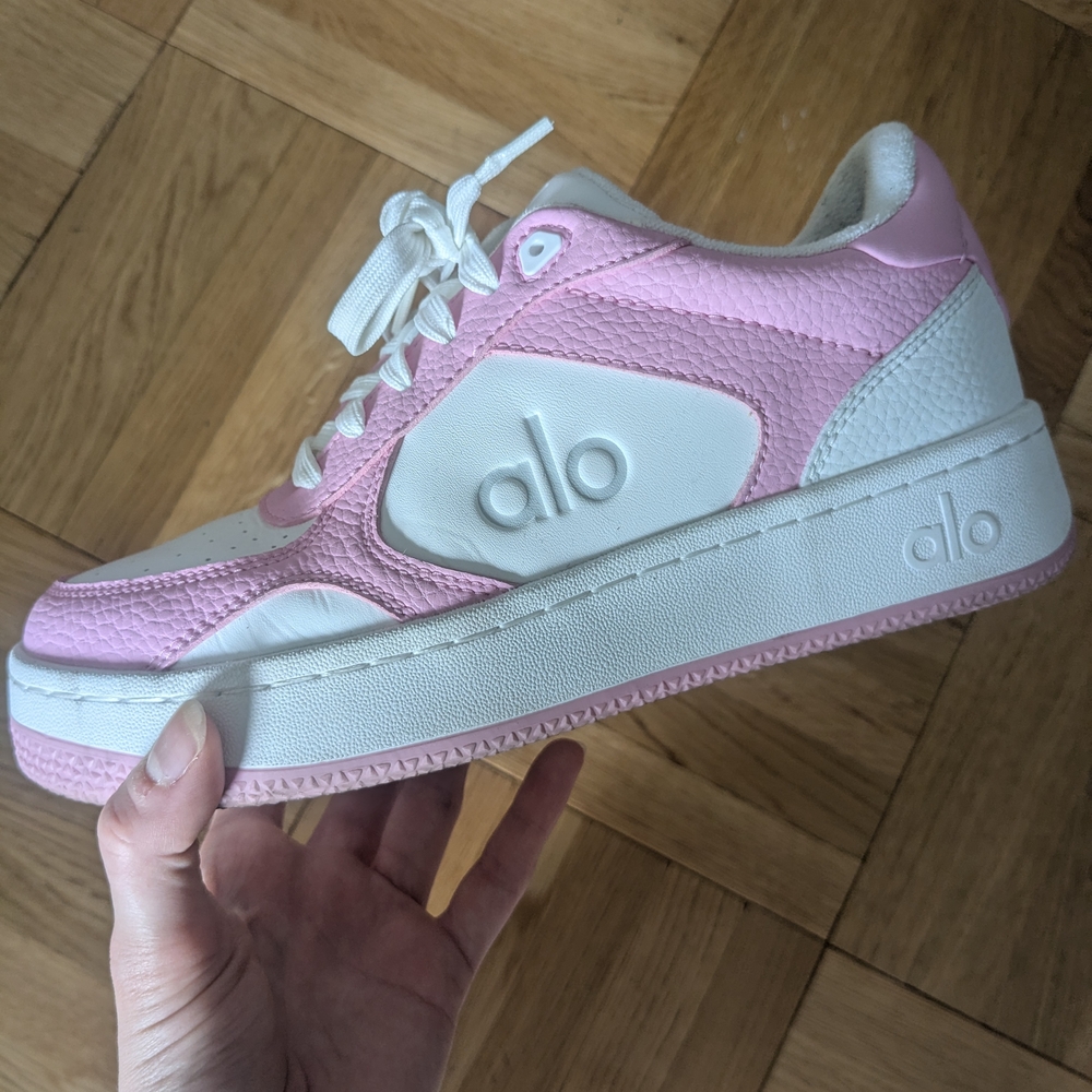 ALO Yoga Sneakers in Pink and White